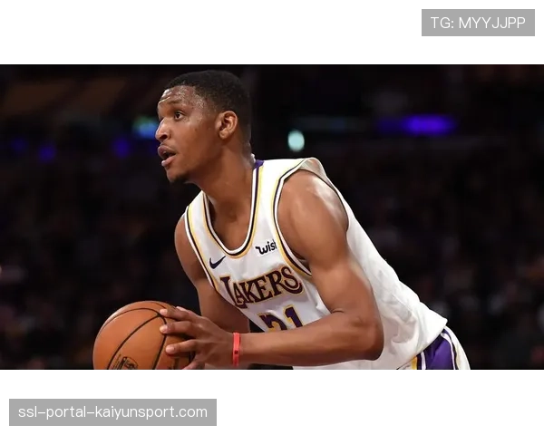 新疆队更新齐麟伤势情况，诊断为脚踝扭伤，G2出战成疑